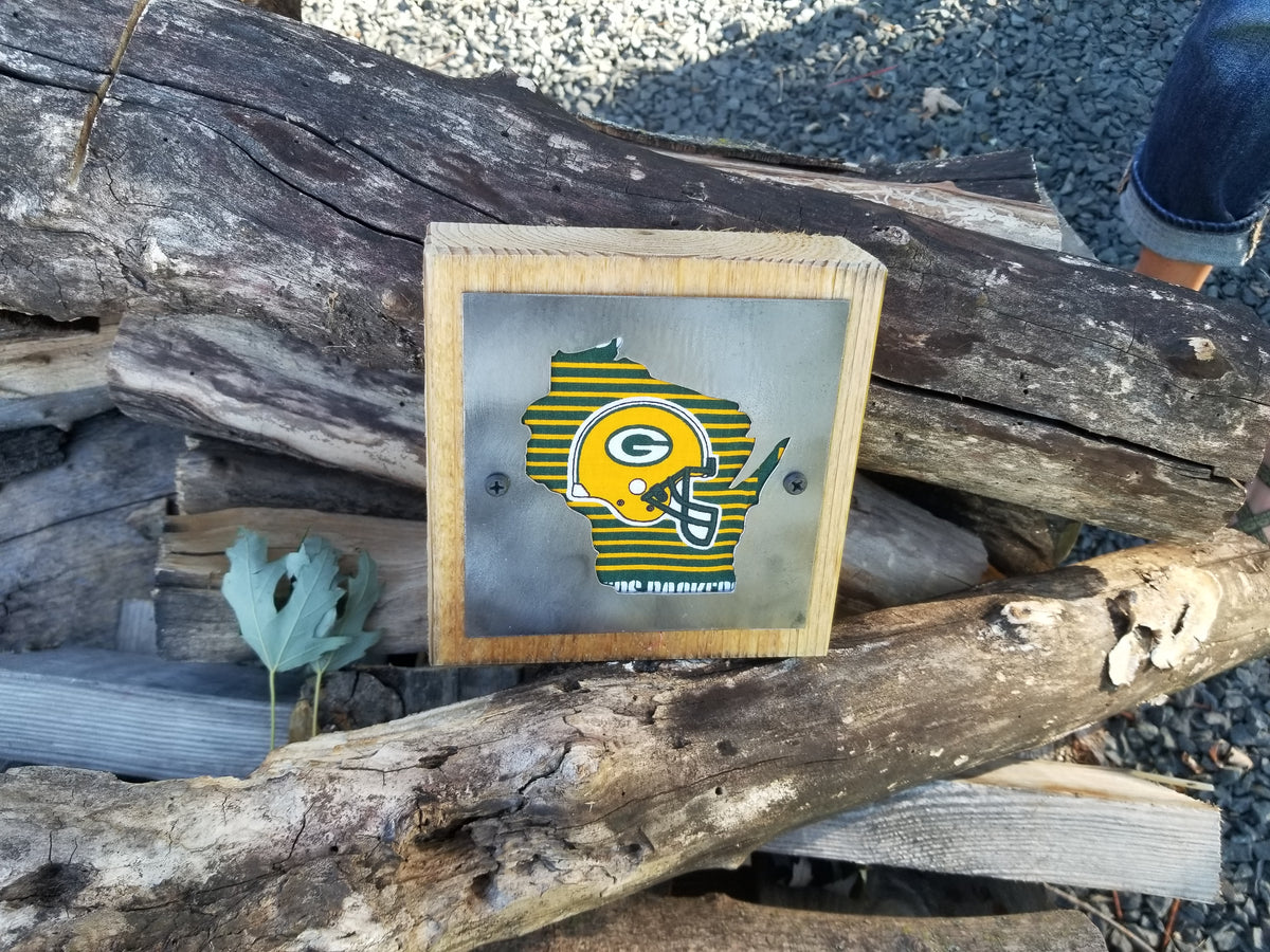 Green Bay Packers NFL Wood State Sign